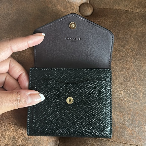 NWT Coach Wyn Small Wallet - Picture 5 of 13